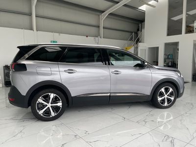 2021 Peugeot 5008