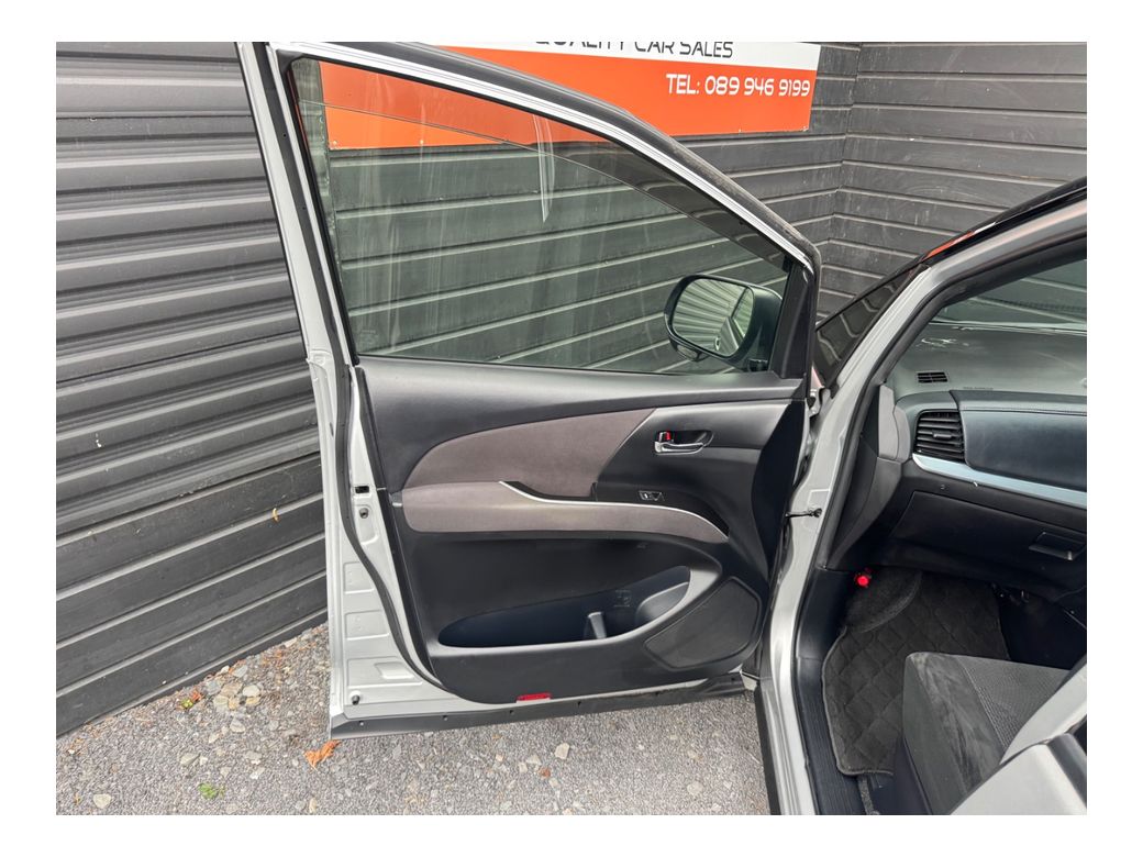 2018 Toyota Estima