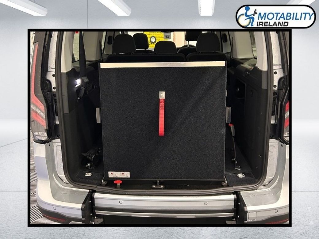 2025 Ford Tourneo Connect