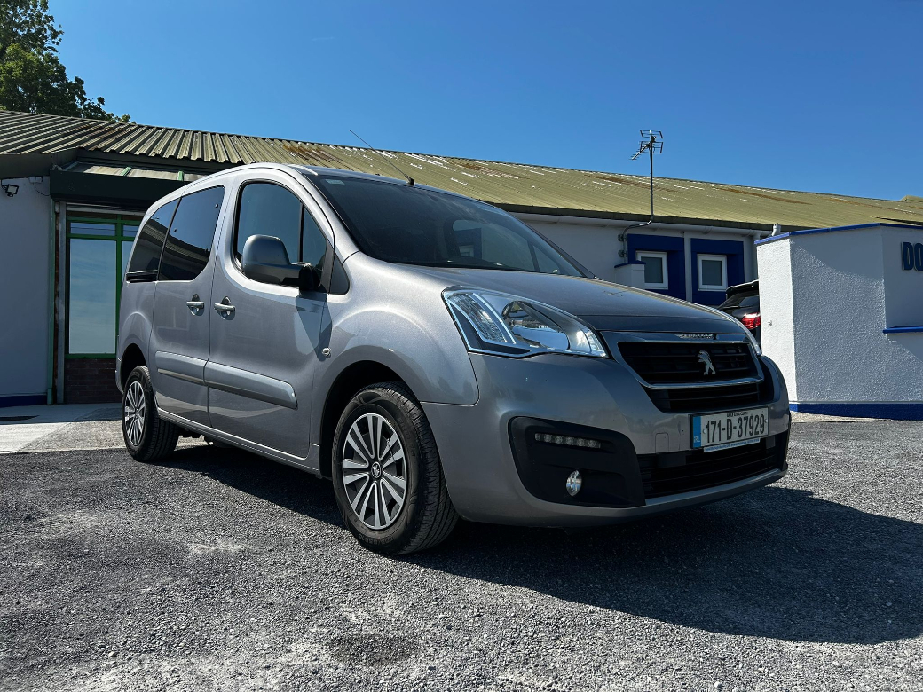 2017 Peugeot Partner Tepee