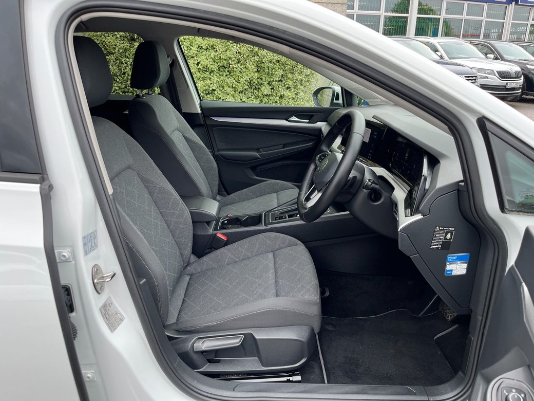 2024 Volkswagen Golf