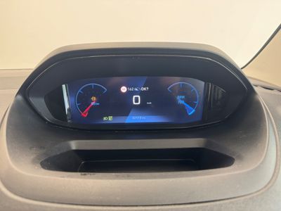 2025 Peugeot Partner