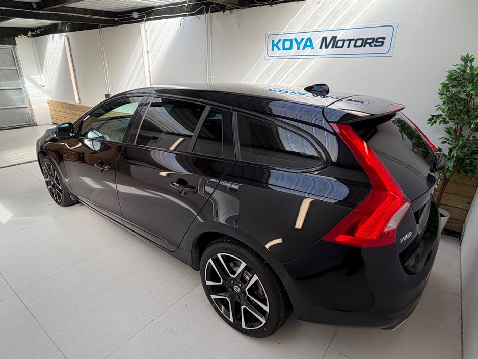 2017 Volvo V60