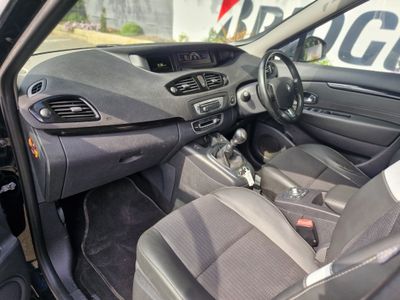 2016 Renault Scenic