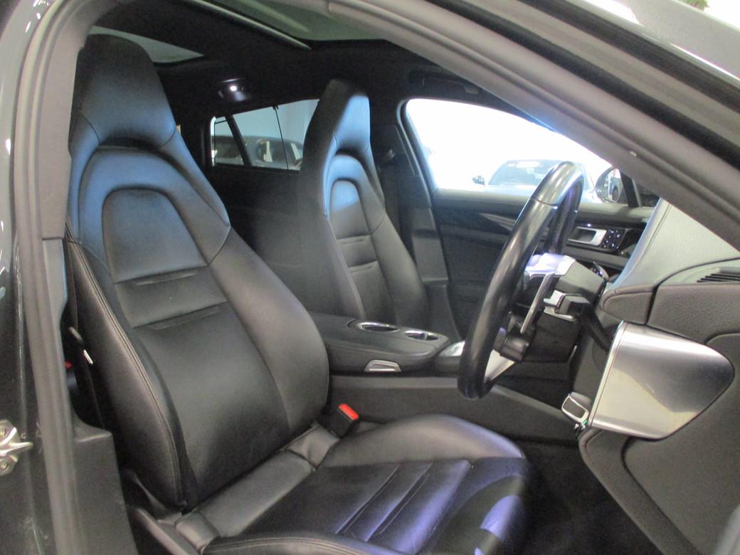 2017 Porsche Panamera