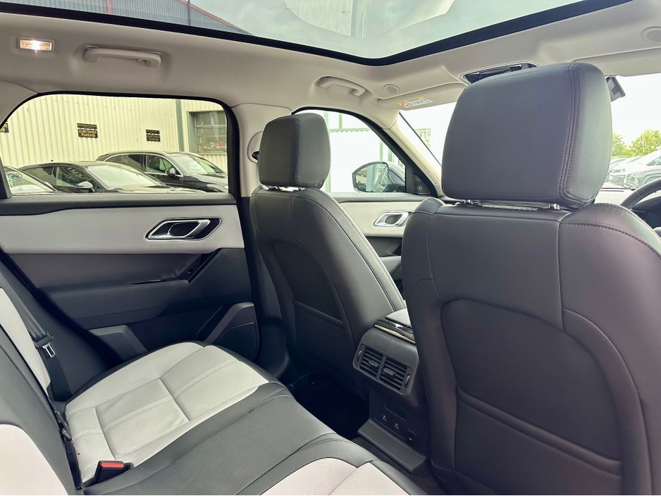 2025 Land Rover Range Rover Velar