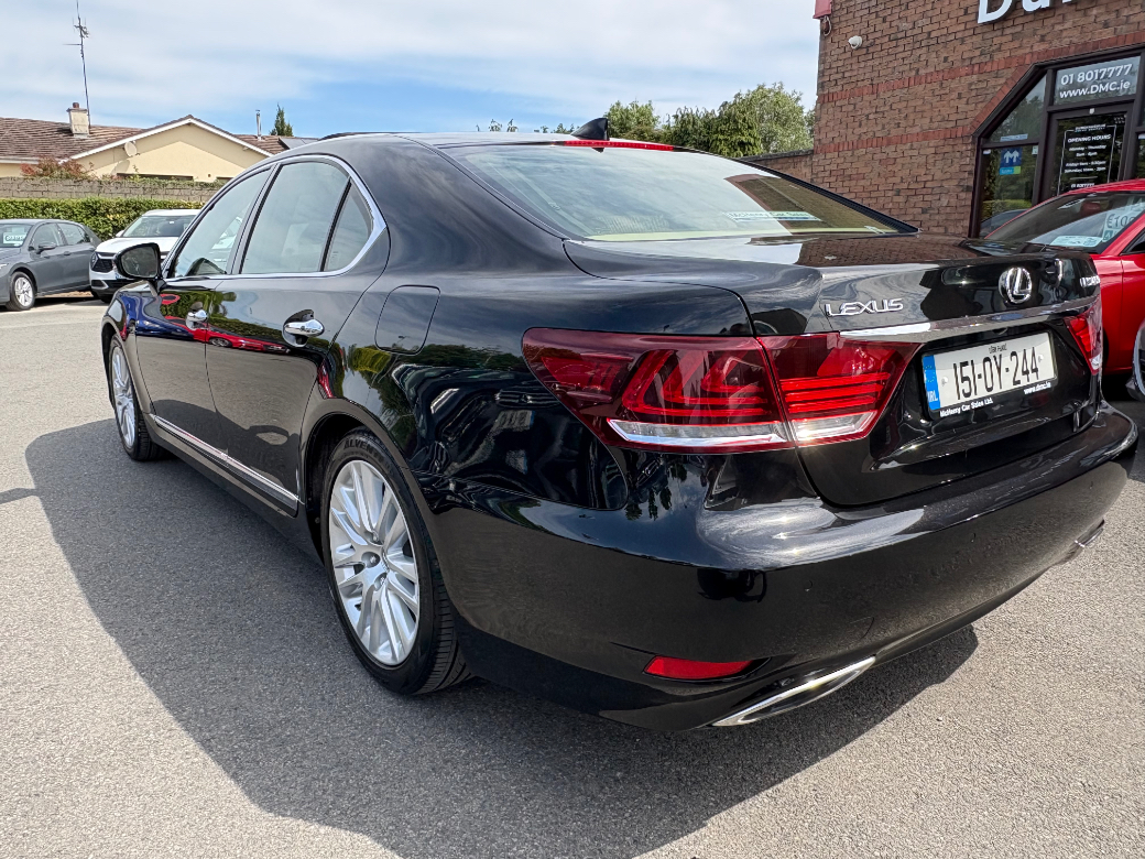 2015 Lexus LS 460