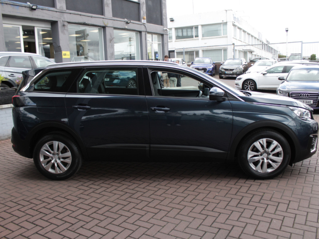 2018 Peugeot 5008