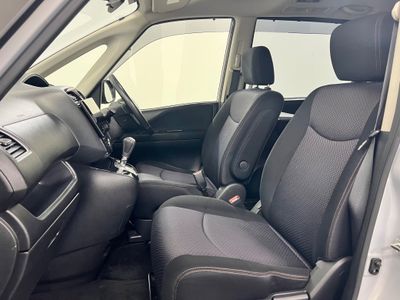 2013 Nissan Serena