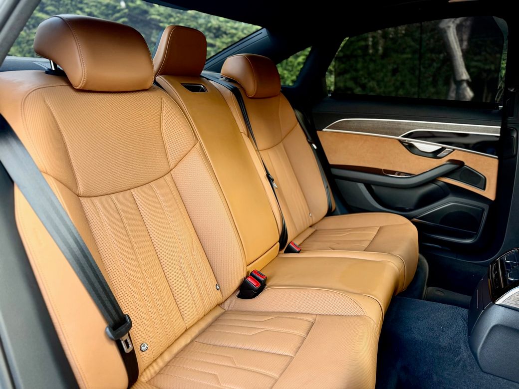 2024 Audi A8