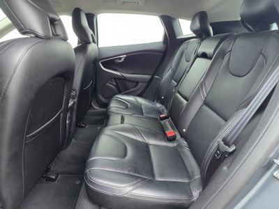 2016 Volvo V40