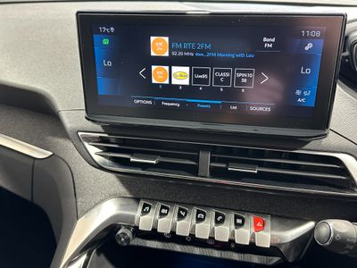 2021 Peugeot 5008