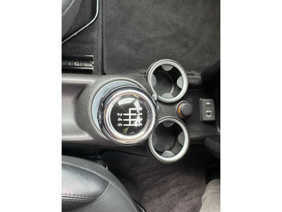 2013 Mini Hatch