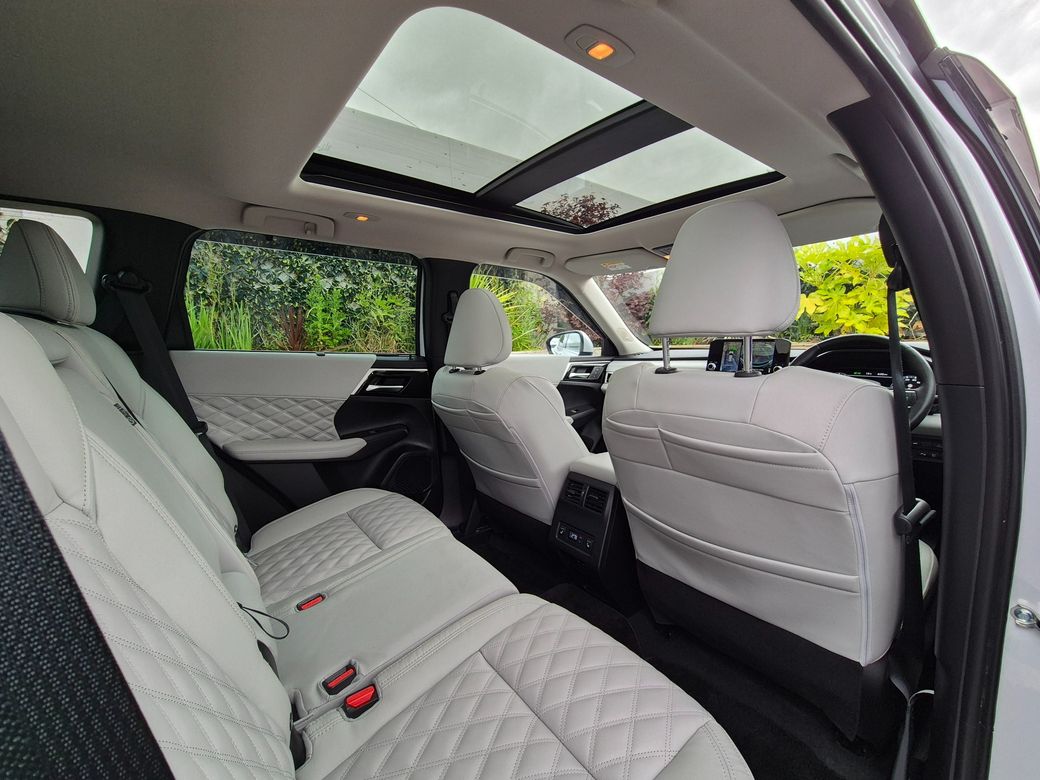 2022 Mitsubishi Outlander