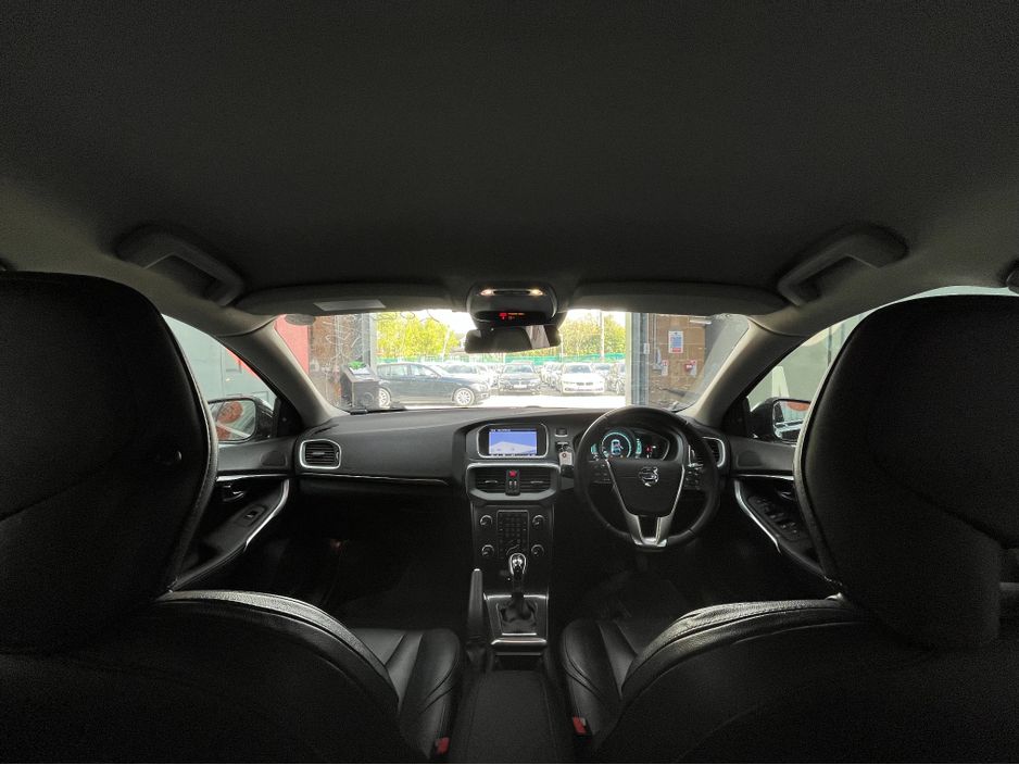 2015 Volvo V40