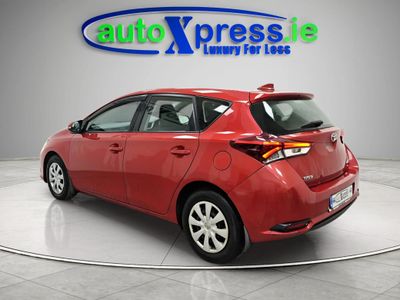 2016 Toyota Auris
