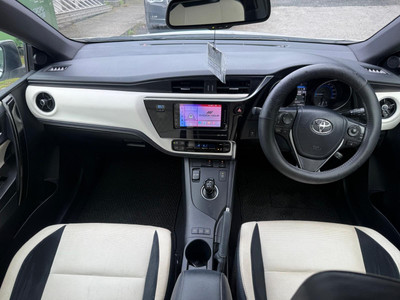2017 Toyota Auris