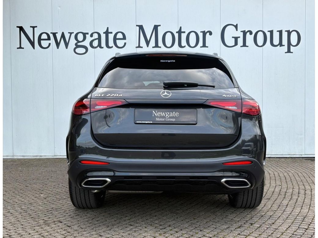 2025 Mercedes-Benz GLC Class