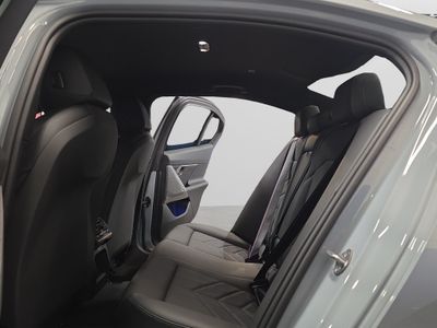 2024 BMW i5