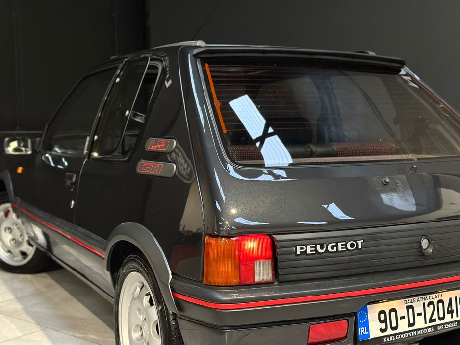 1990 Peugeot 205