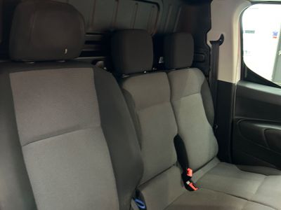 2020 Peugeot Partner