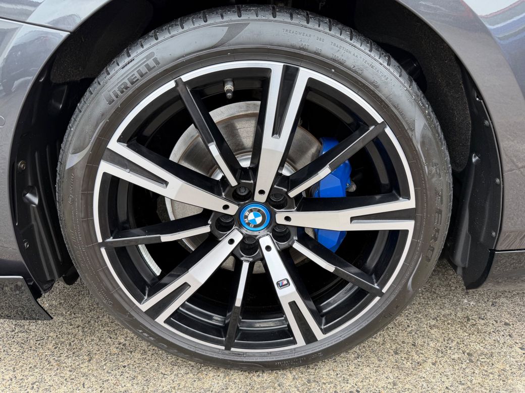 2025 BMW 5 Series