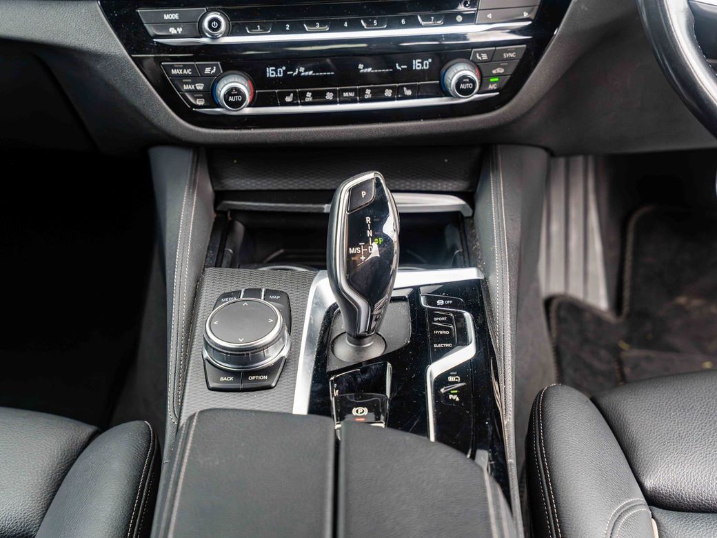 2022 BMW 5 Series
