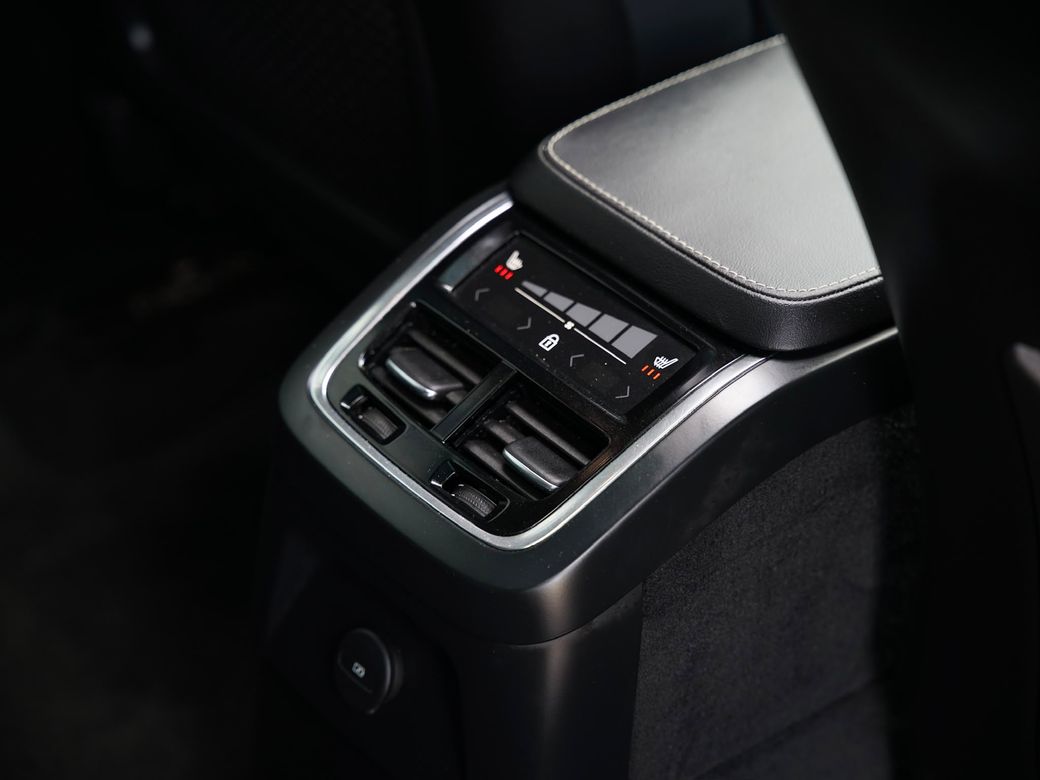 2022 Volvo XC90