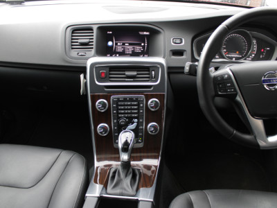2018 Volvo V60