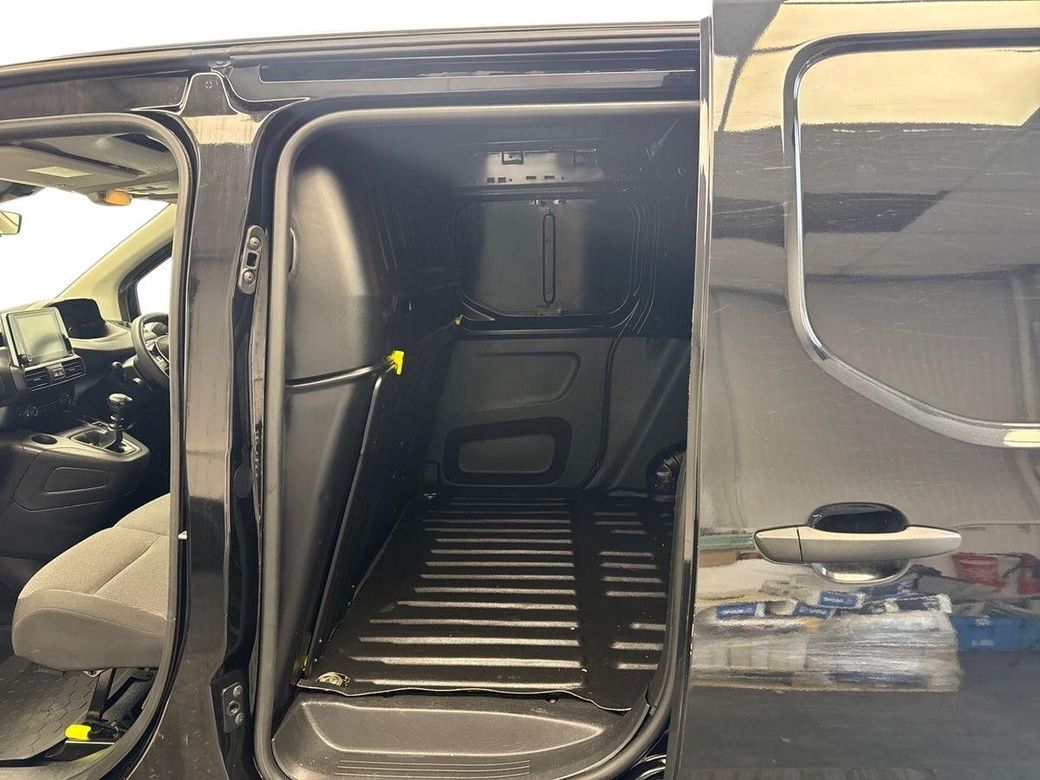 2024 Peugeot Partner