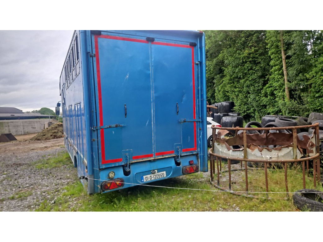 2001 Renault Midlum