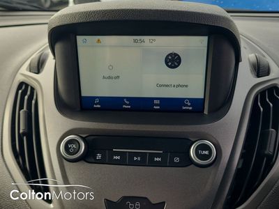 2022 Ford Transit Courier