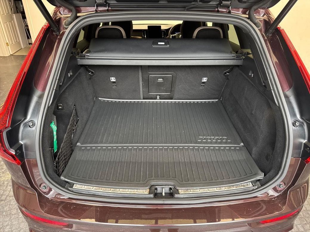 2025 Volvo XC60