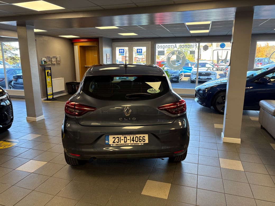 2023 Renault Clio