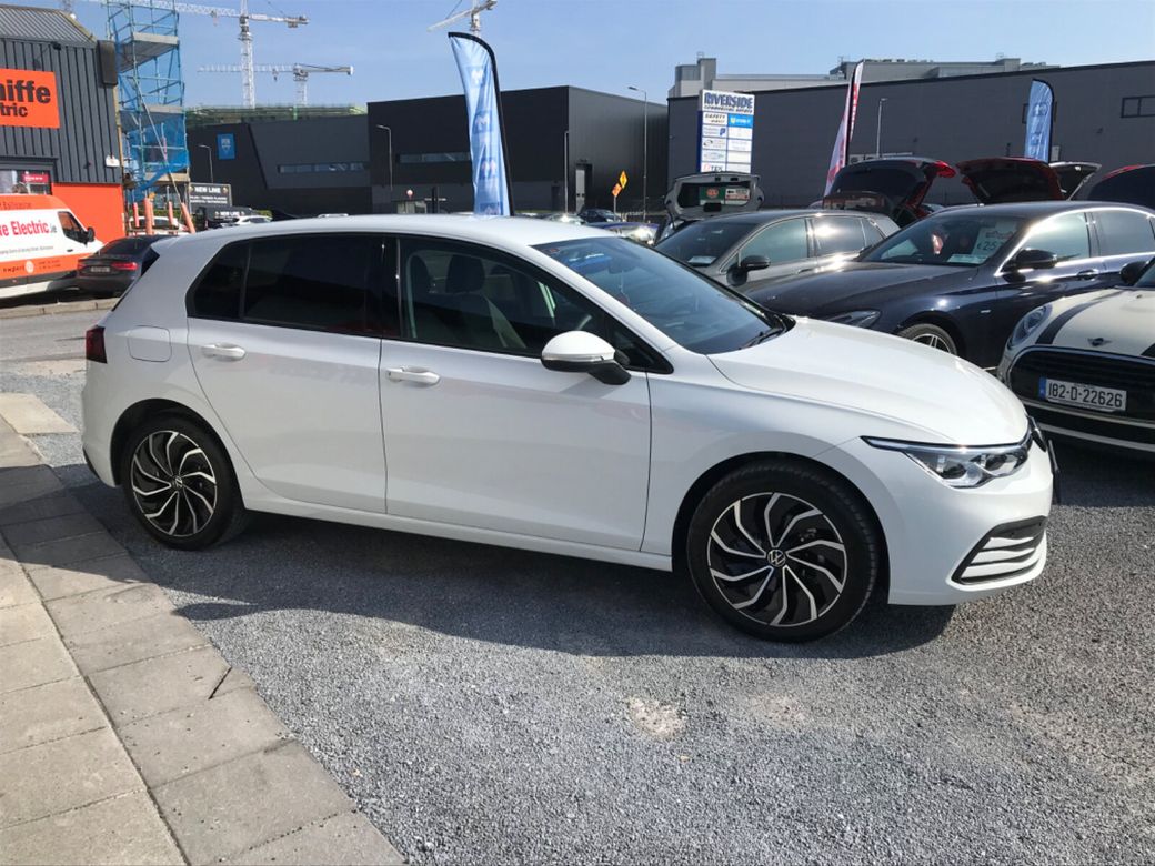 2024 Volkswagen Golf