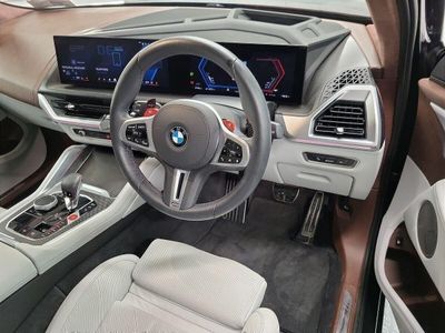 2025 BMW XM