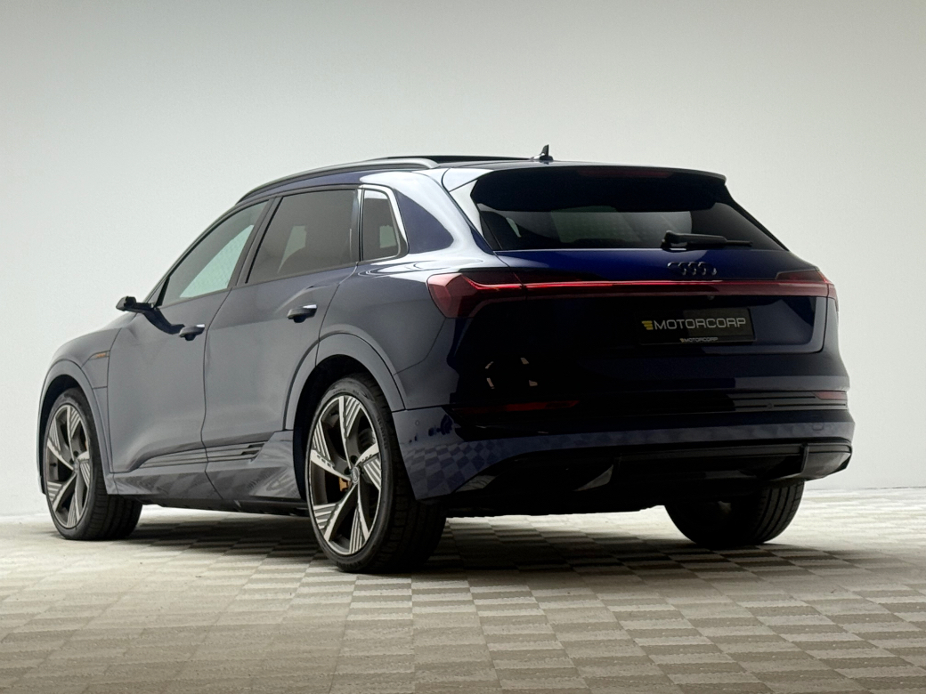 2022 Audi e-tron