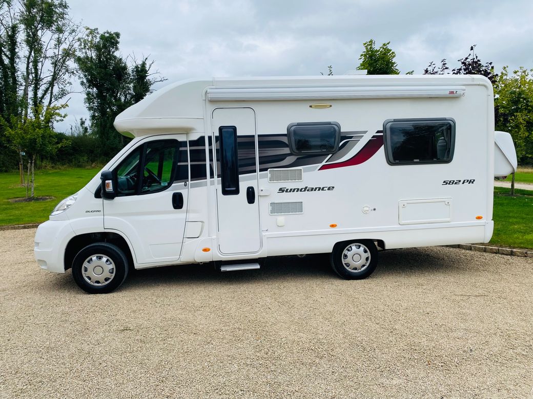 2013 SWIFT  SUNDANCE 582PR LOW PROFILE R.H.D 