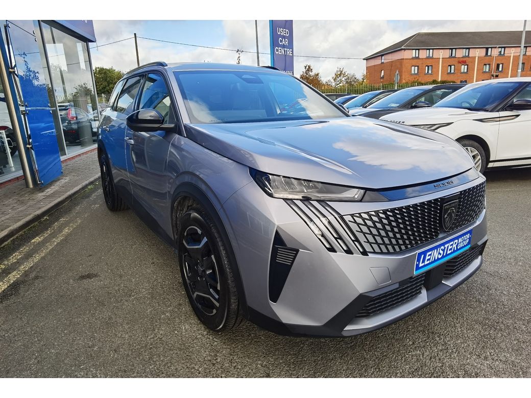 2025 Peugeot 5008