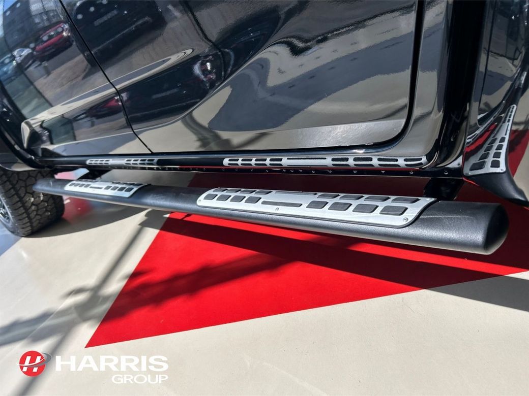 2026 Black Isuzu D-MAX