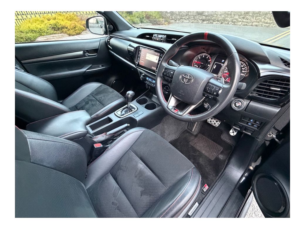 2024 Toyota Hilux