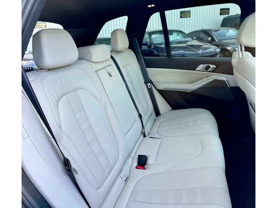 2022 BMW X5