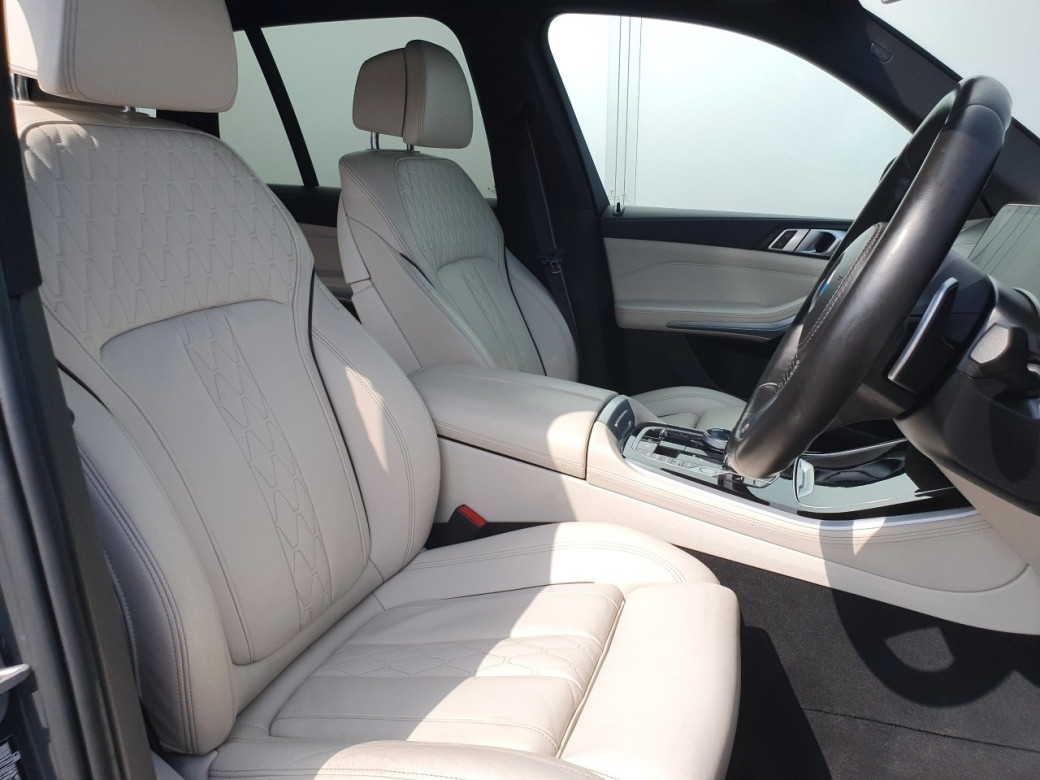 2022 BMW X5