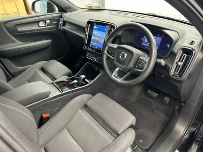2023 Volvo C40