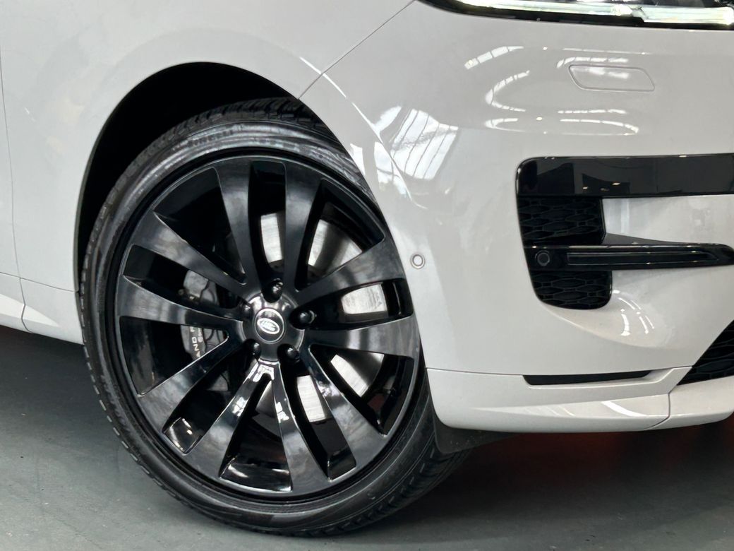 2024 Land Rover Range Rover Sport