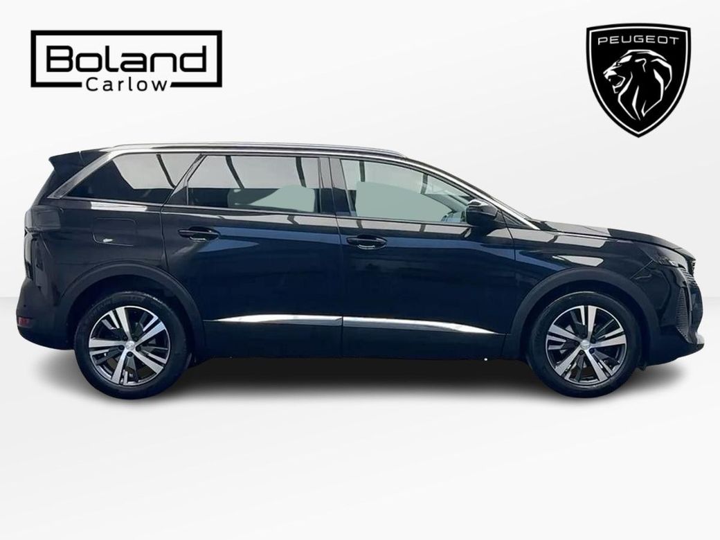 2021 Peugeot 5008