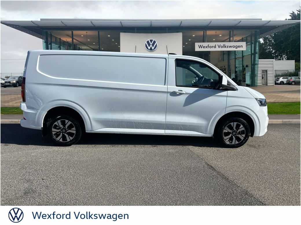 2025 Volkswagen Transporter