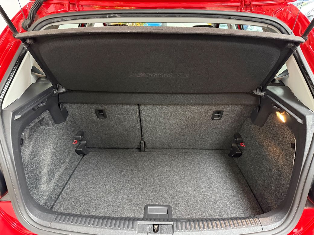 2016 Volkswagen Polo