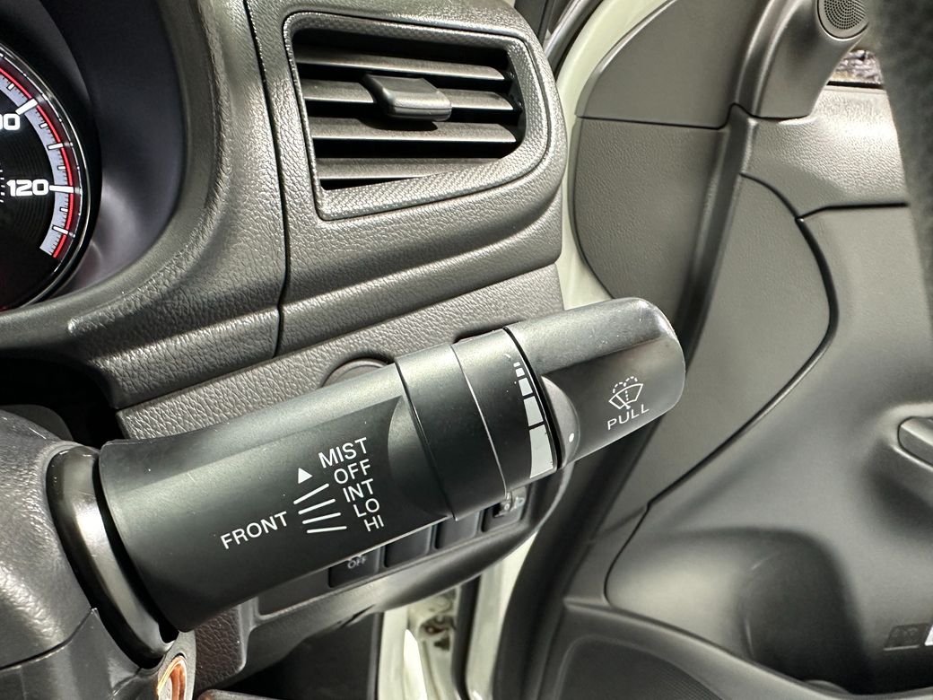 2020 Mitsubishi L200