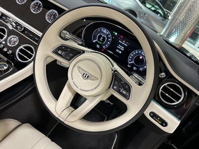 2025 Bentley Continental